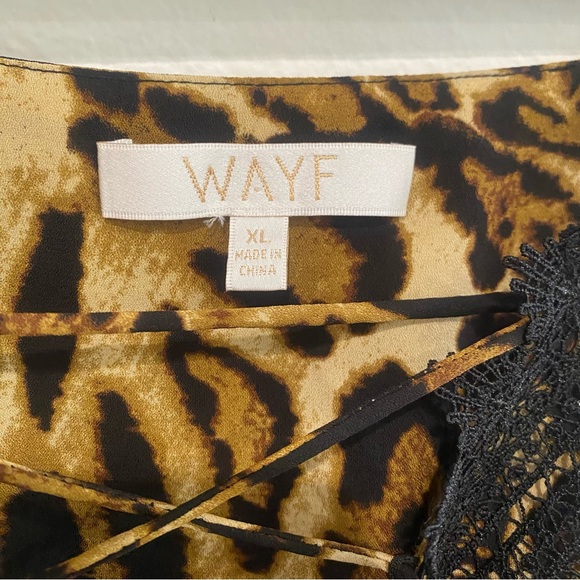 WAYF ANIMAL PRINT LACE TRIM CAMISOLE TOP SIZE XL - Picture 4 of 4